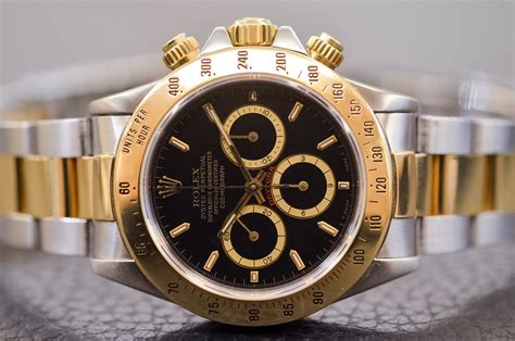 to di rolex daytona con il fondo nero|Rolex Daytona: Come Comprarlo e quale modello scegliere.